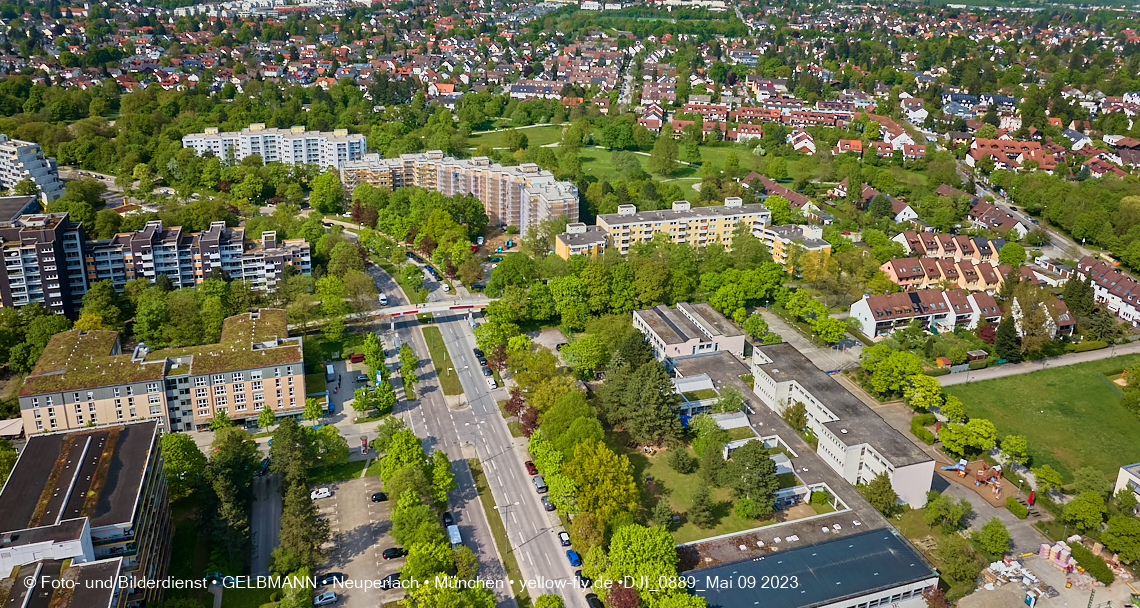 09.05.2023 - Marx-Zentrum mit Karl-Marx-Ring 52-62 und 53-57 in Neuperlach